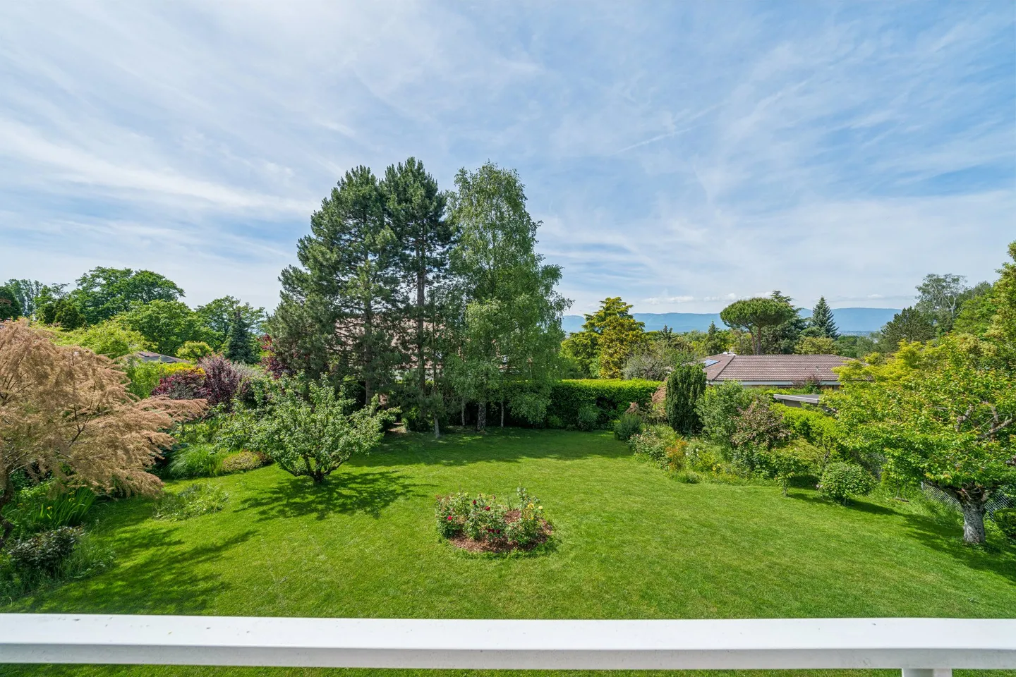 Prestigious Villa in Corsier - Photo 27 of 29