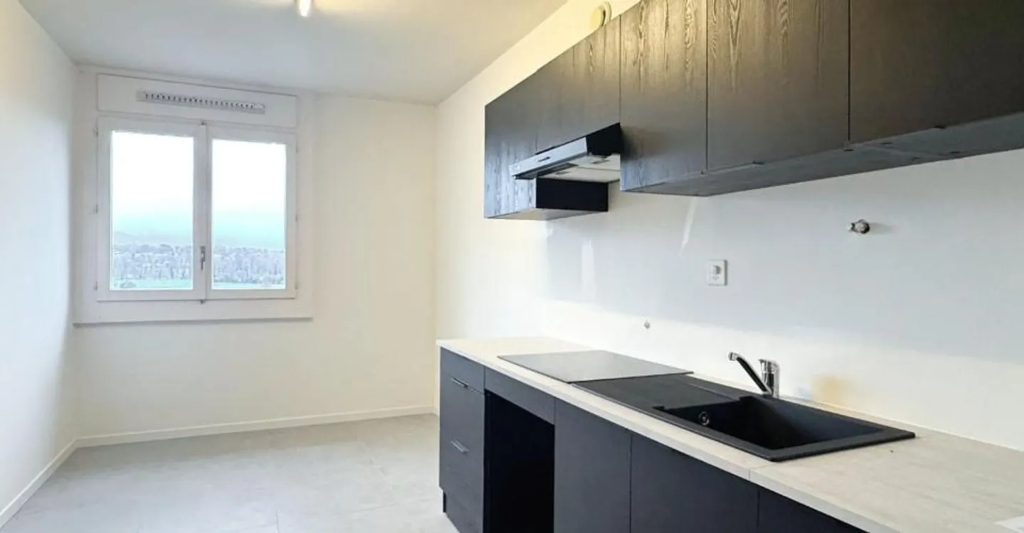 Appartement spacieux avec vue - Photo 7 sur 11