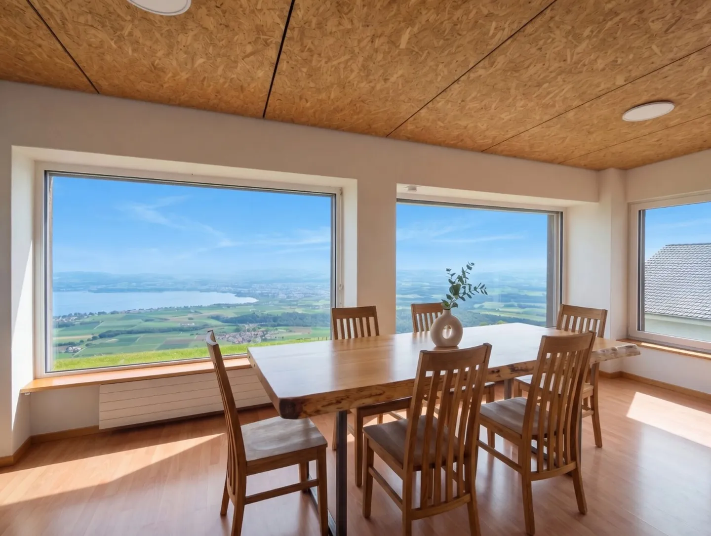 Magnificent 5.5-room duplex with veranda and panoramic view - Photo 1 of 4
