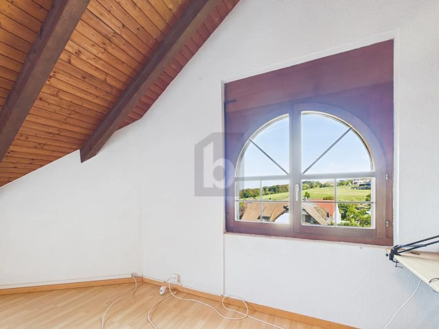Spacious Maisonette in Widen - Photo 2 of 6