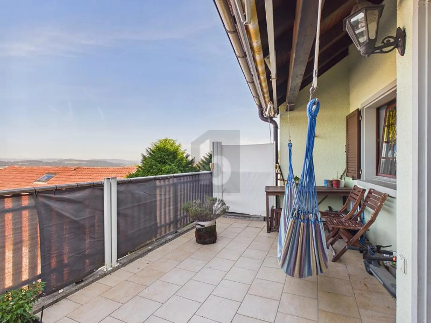 Spacious Maisonette in Widen - Photo 3 of 6