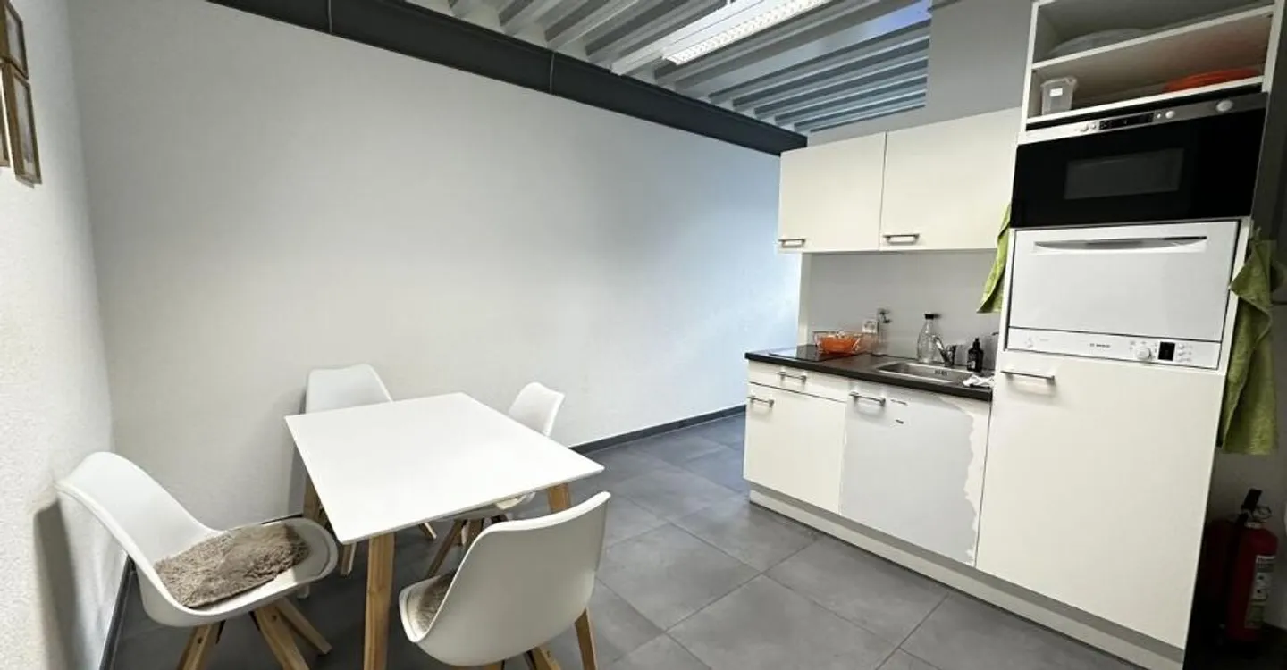 Propriété Commerciale en Emplacement Privilégié - Photo 9 sur 12