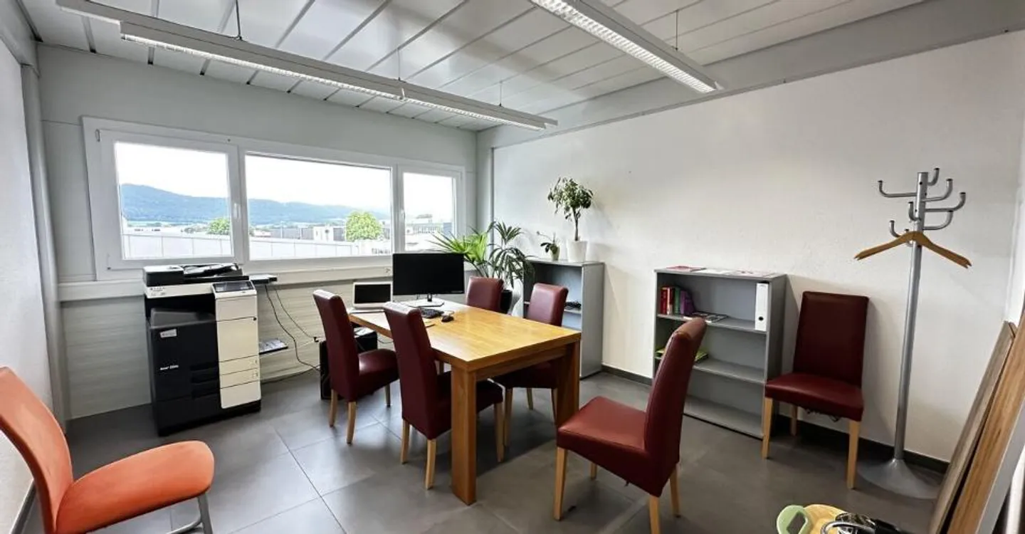 Propriété Commerciale en Emplacement Privilégié - Photo 10 sur 12
