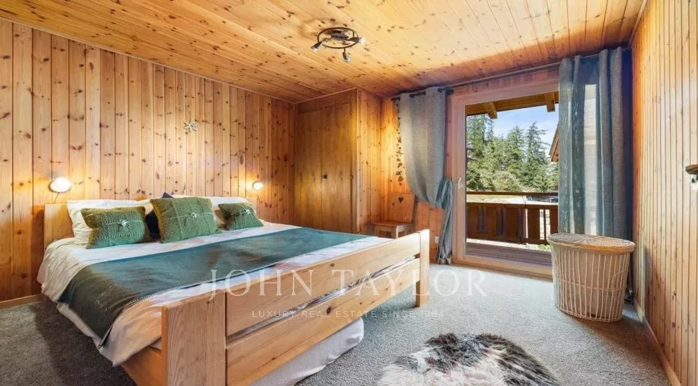 Charming Chalet in La Tzoumaz - Photo 6 of 11