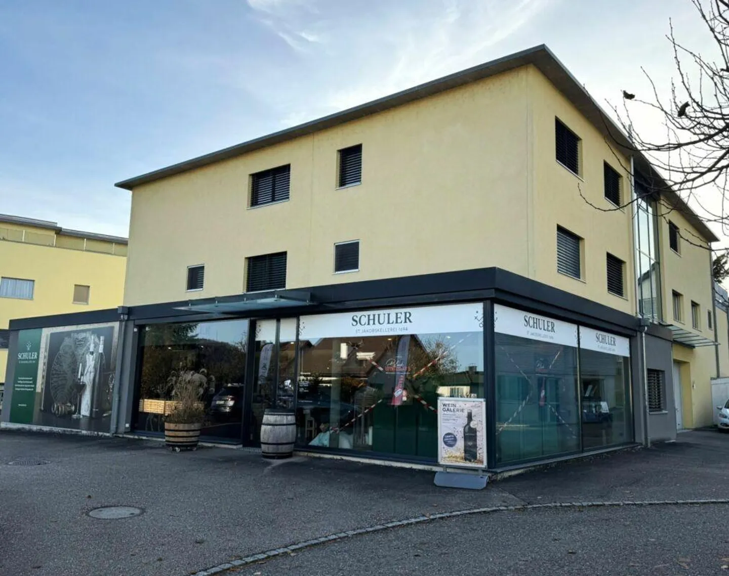 Modernes Gewerbeobjekt an sehr guter Lage vor den Toren Aarau's zu ... - Foto 1 von 11