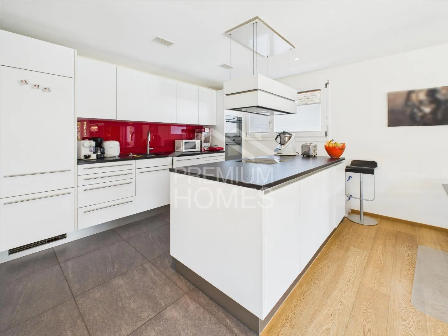 Space for Family, Work, and Heart Projects - Photo 3 of 13