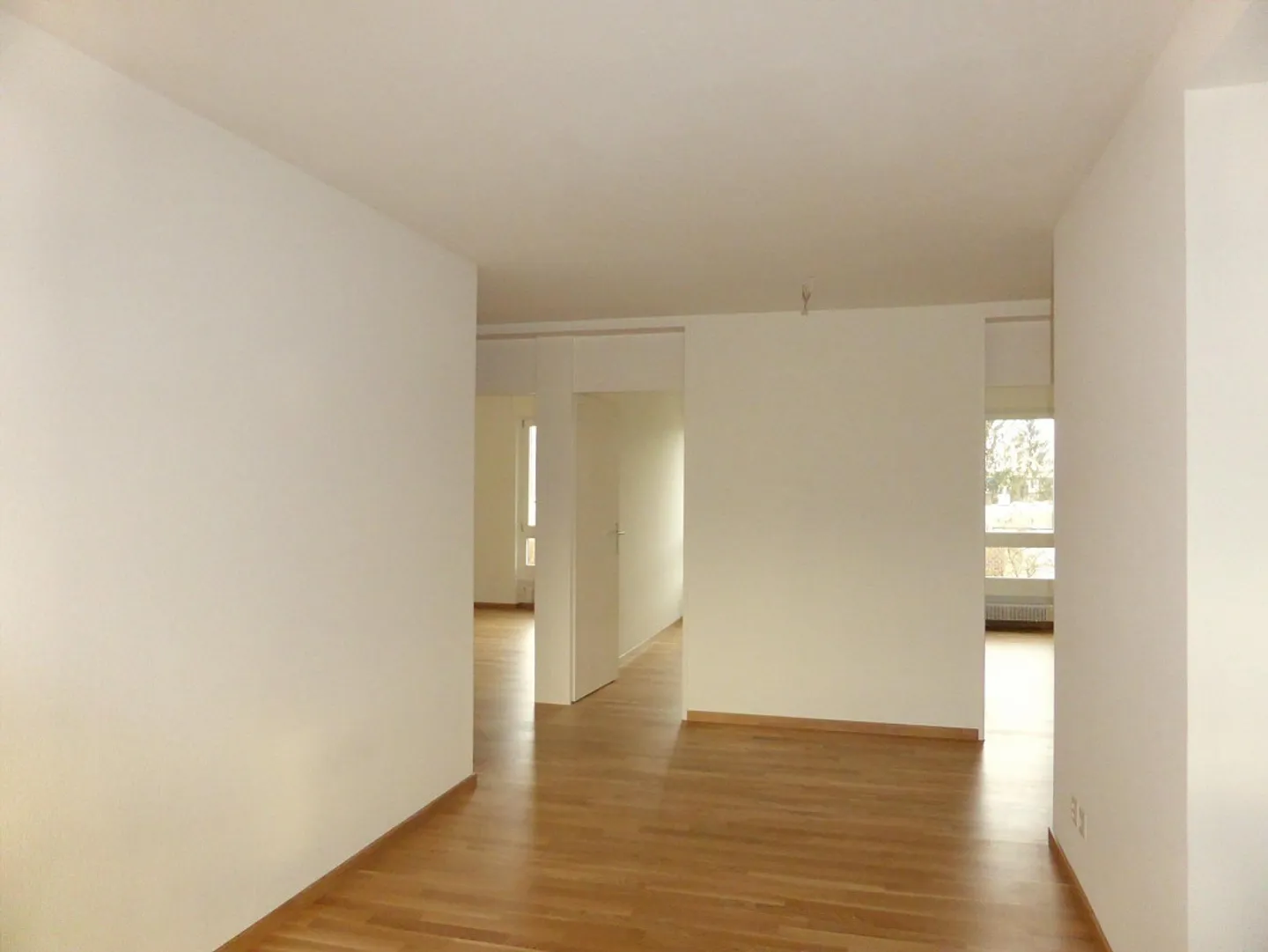 4.5 Room Apartment in a Quiet Development Surrounded by Nature - Photo 5 of 11