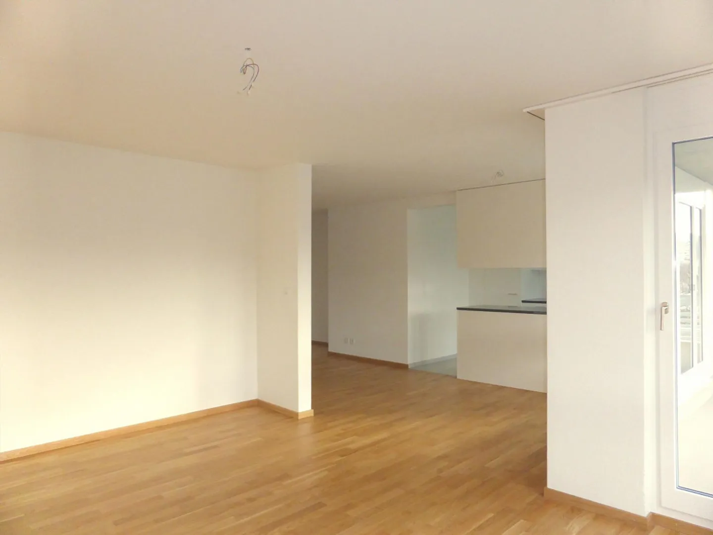 4.5 Room Apartment in a Quiet Development Surrounded by Nature - Photo 2 of 11