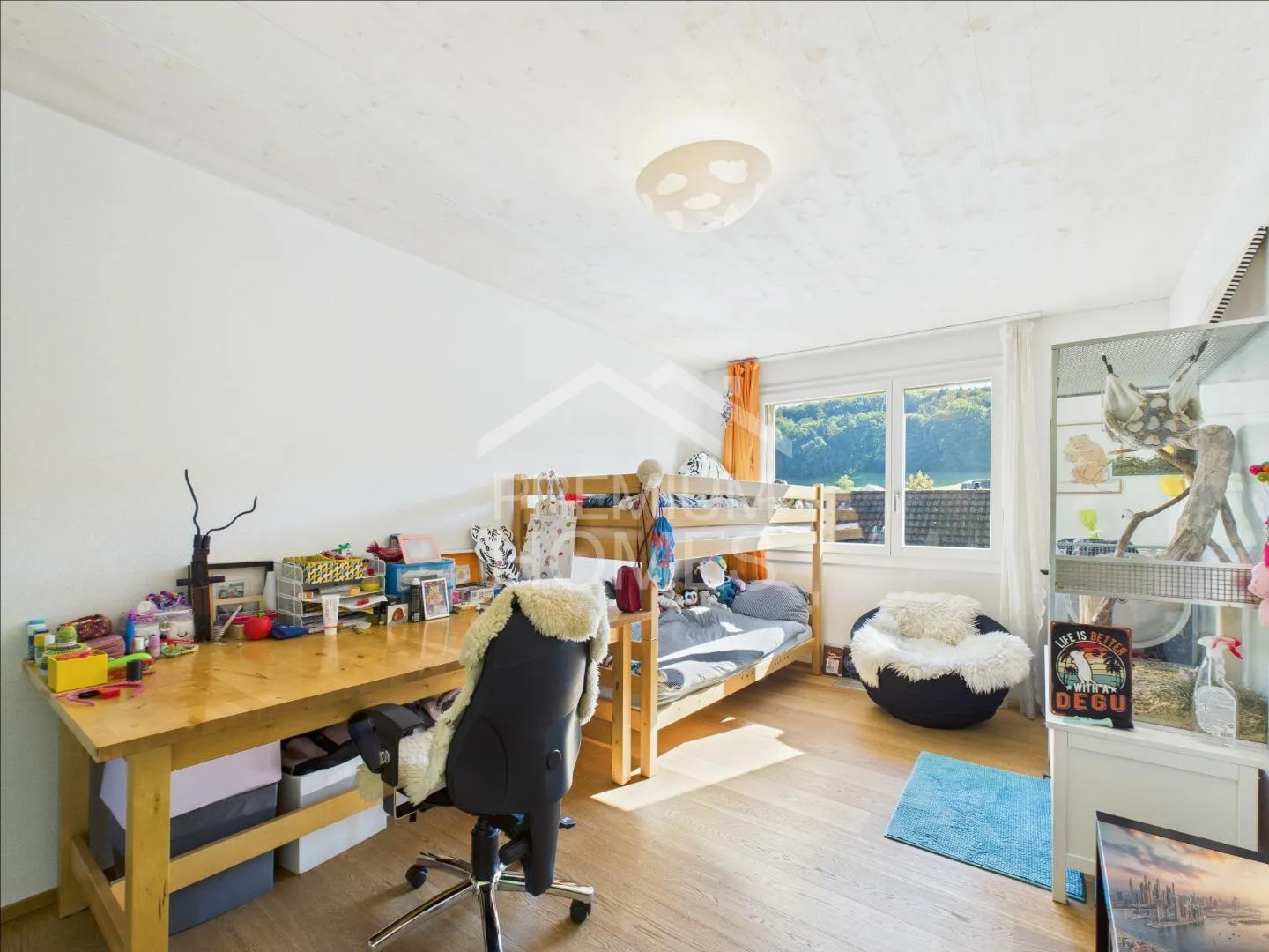 Space for Family, Work, and Heart Projects - Photo 10 of 13