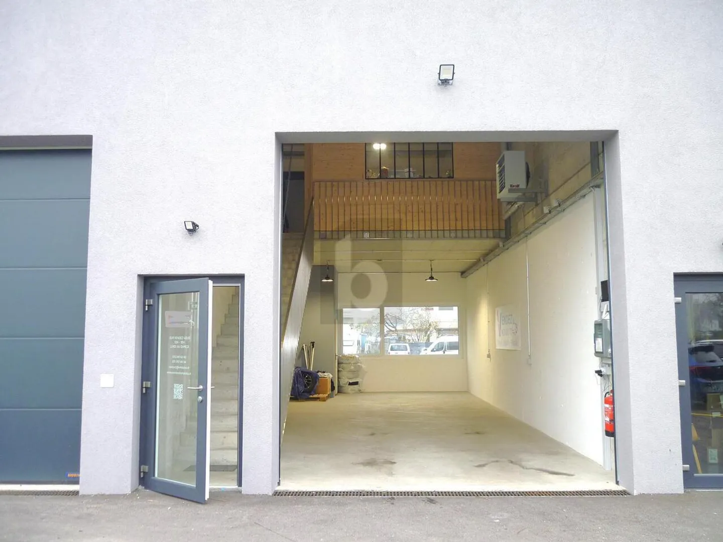 ESPACE NEUF, CLÉ EN MAIN ! - Photo 2 of 5