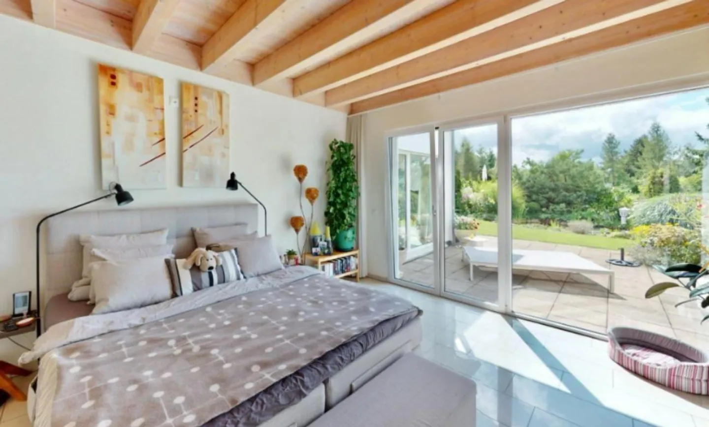 Vivere esclusivo in una villa elegante con giardino fiorito e sole... - Foto 6 di 6