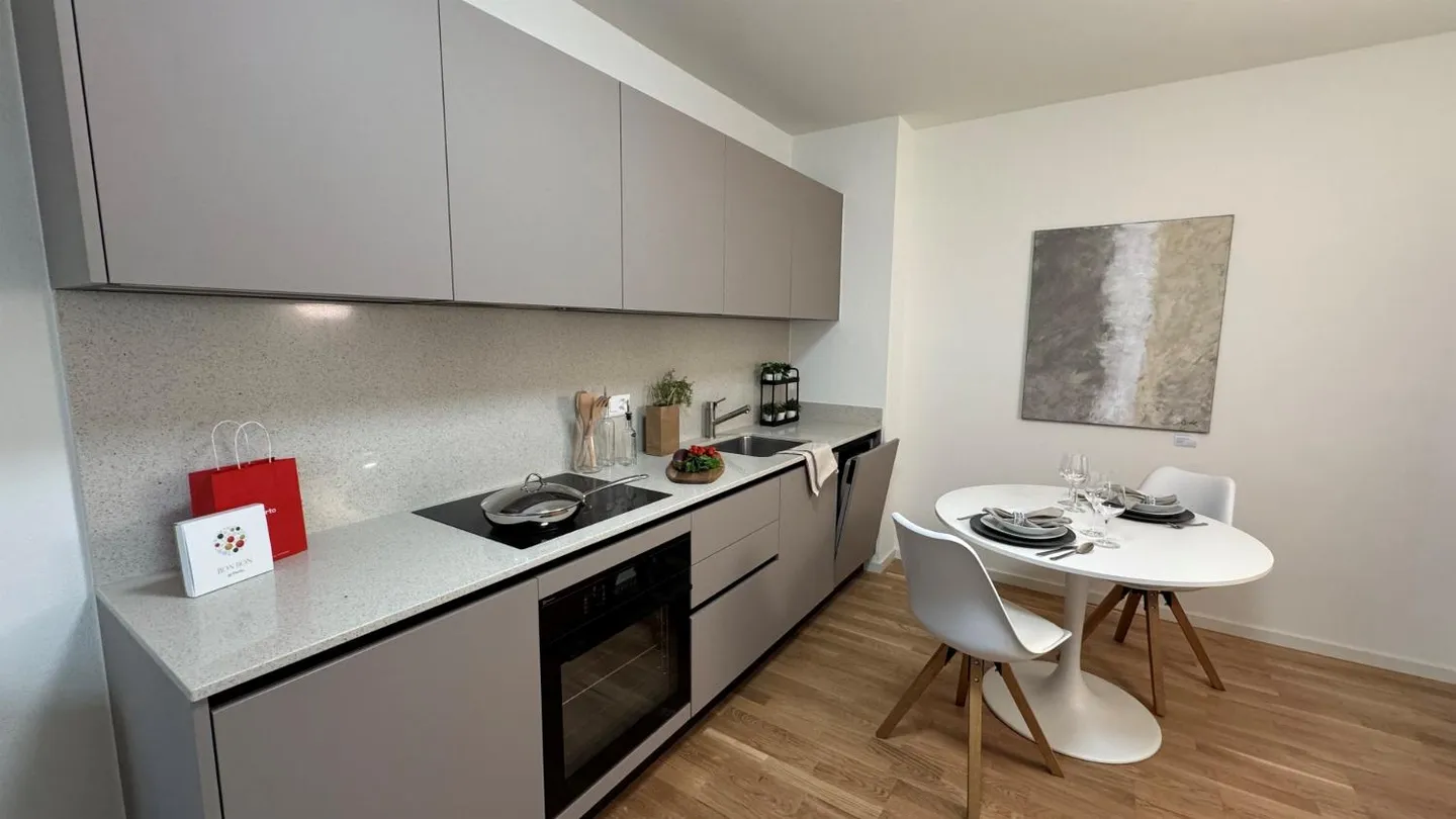 Modernes Apartment in Locarno - Foto 2 von 8