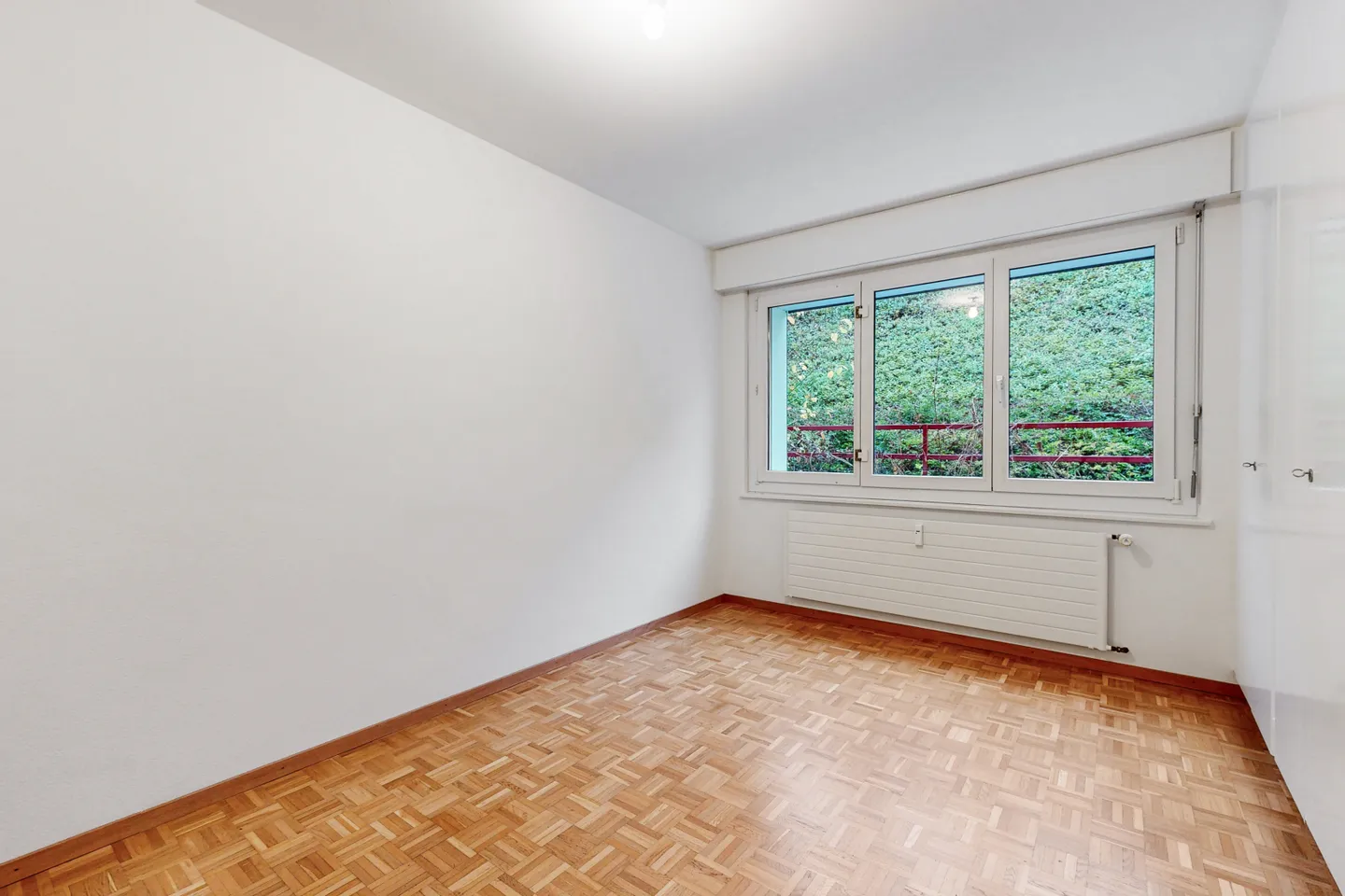 Apartment for rent - Photo 3 of 8