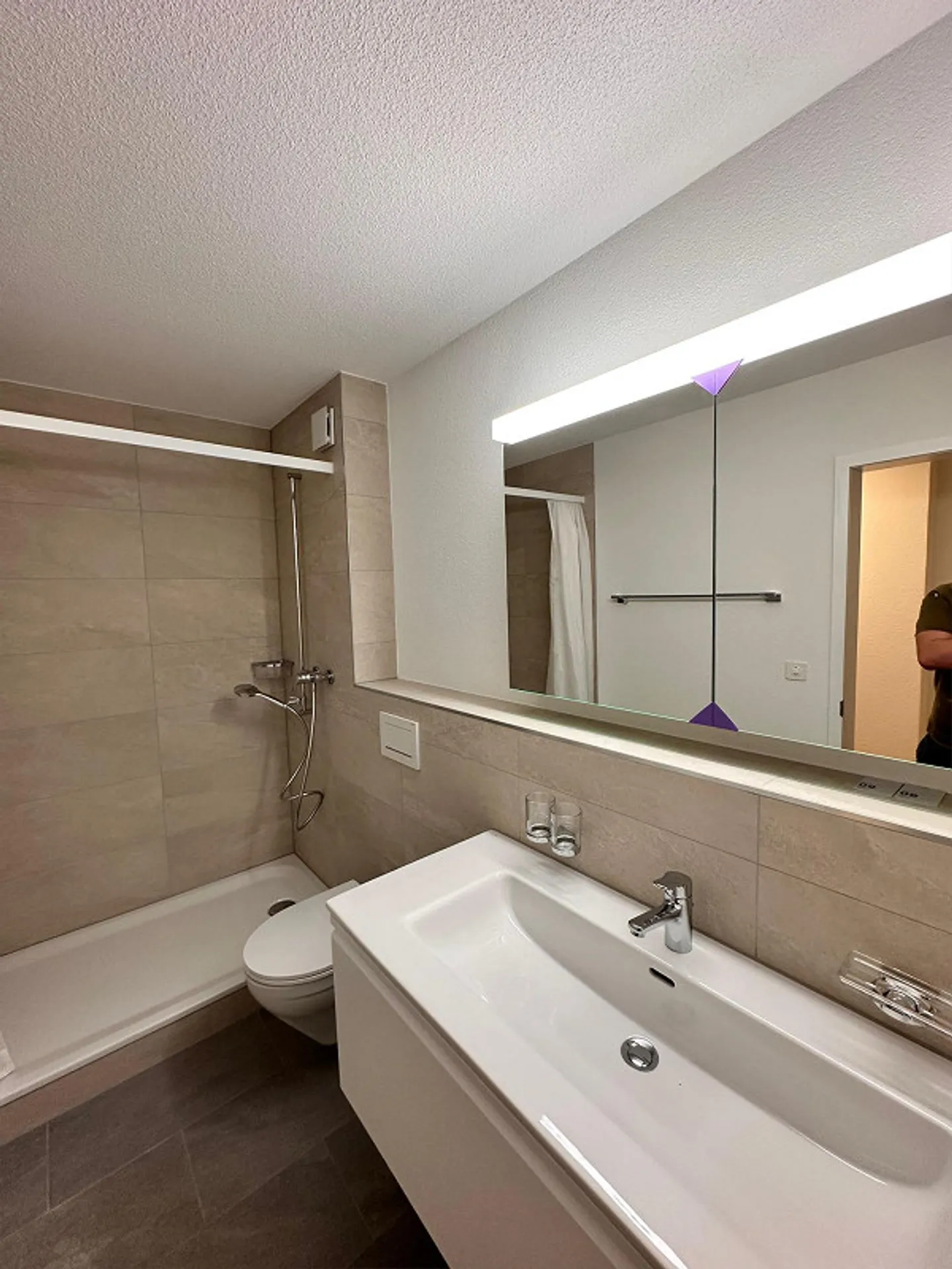 Apartment in a quiet sunny location - Photo 2 of 6