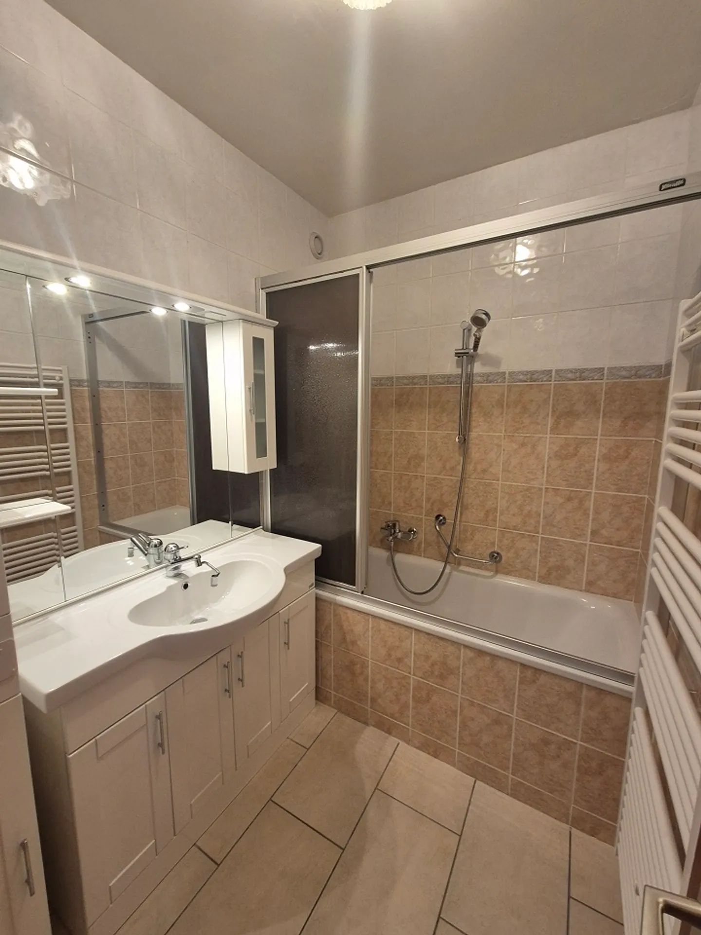 4-room apartment - Photo 9 of 10