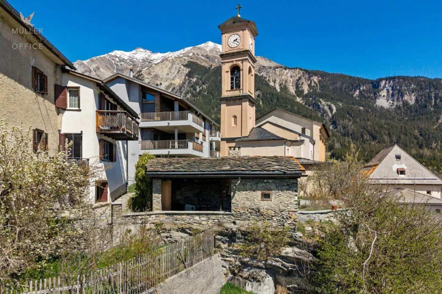 Bijou historique (résidence secondaire) avec réserve foncière pour logements principaux - Photo 5 sur 13