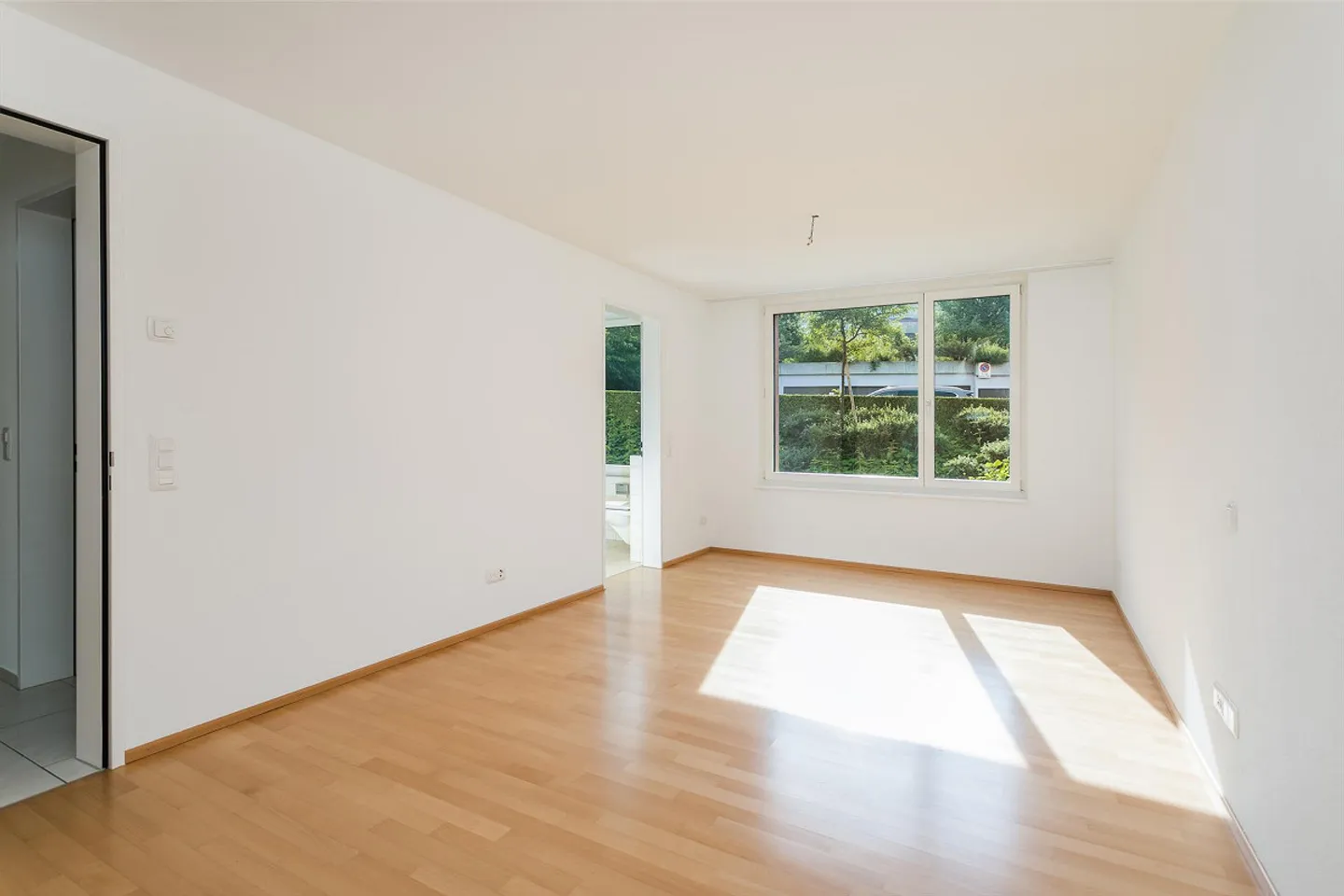 Living with lake view - Photo 8 of 10