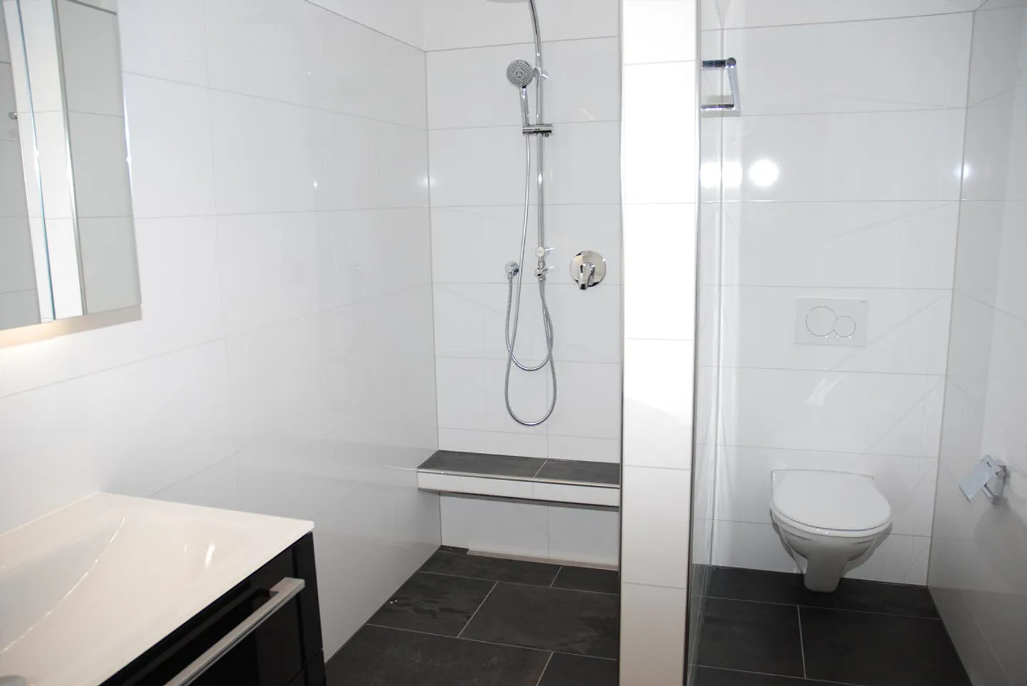 Exklusive Attika mit traumhafter Aussicht - Foto 10 von 15