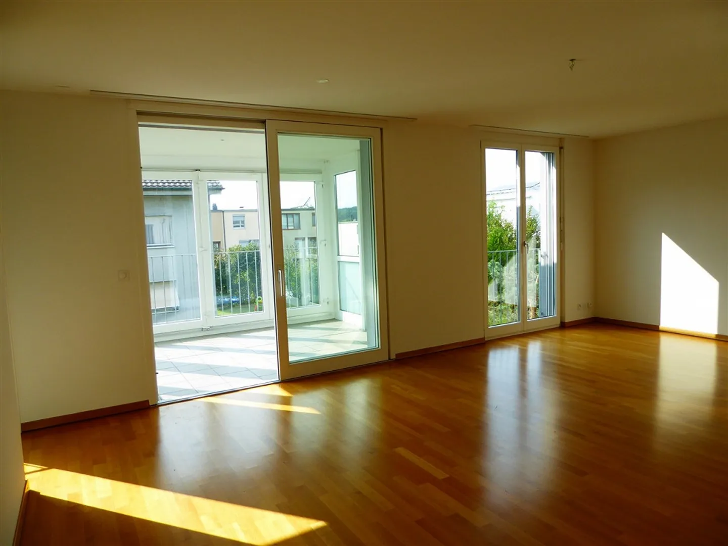 Schöne, helle 4.5-Zimmerwohnung - Foto 3 von 12