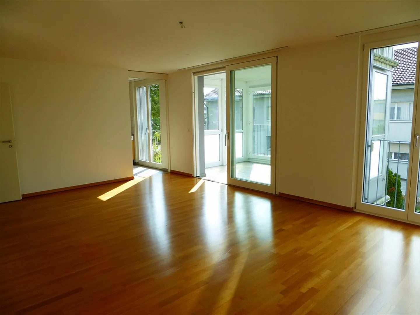 Schöne, helle 4.5-Zimmerwohnung - Foto 4 von 12