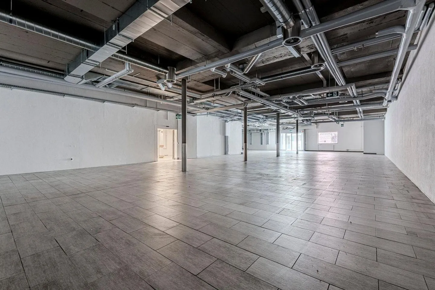 Bürofläche mit viel Potenzial - Foto 4 di 11