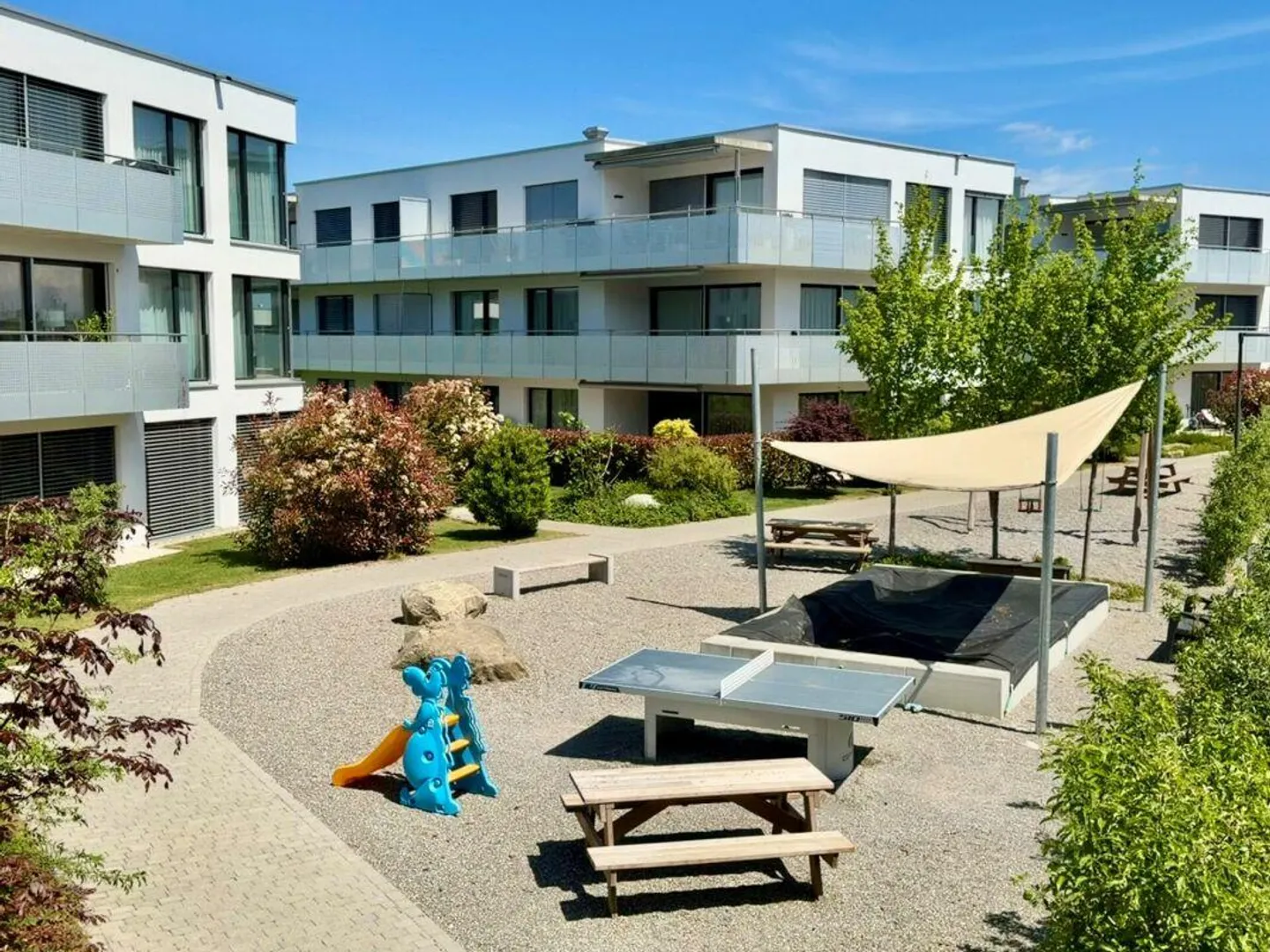 Newly built 5 1/2 room Minergie apartment with large balcony and high-quality finish - Photo 4 of 14