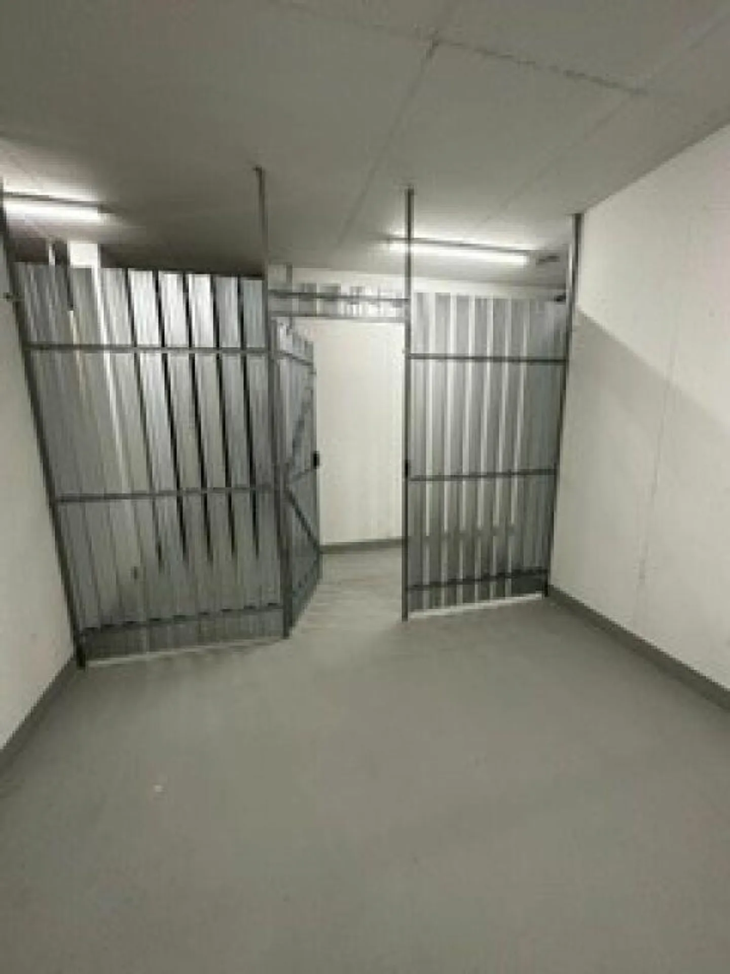 Stanze Disponibili/Magazzino - Foto 3 di 5
