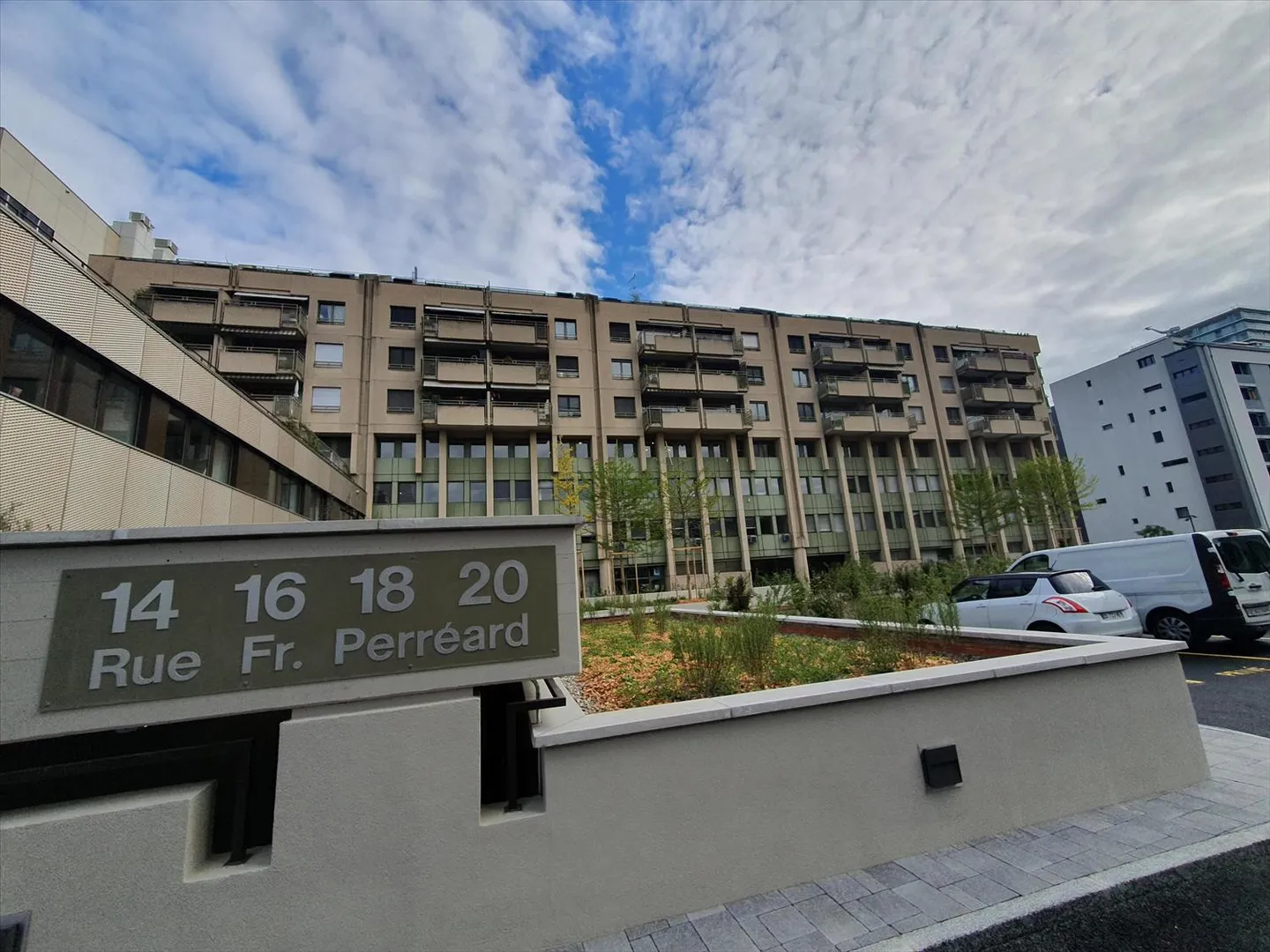 Rohes Bürofläche nur wenige Schritte vom CEVA entfernt - Foto 1 von 10