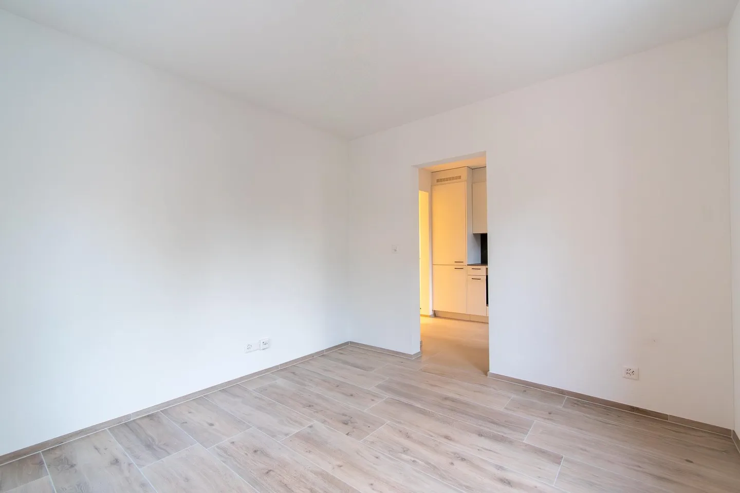 First rental cozy 1.5 room apartment - Photo 4 of 10