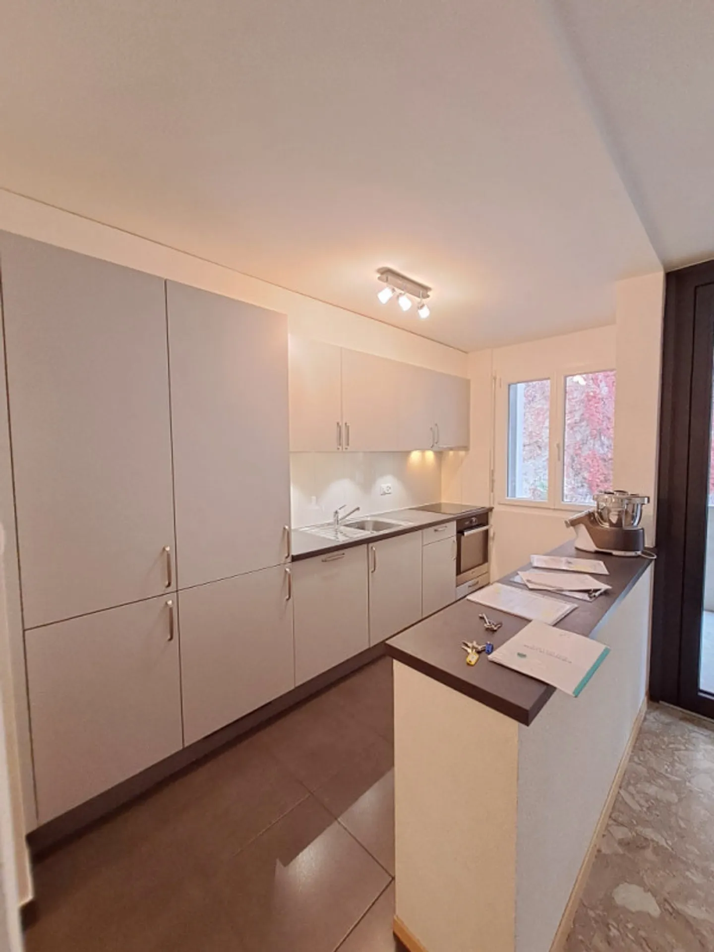 SION CENTRE - 3.5 rooms - approx. 100m2 - calm and bright - Photo 1 of 9