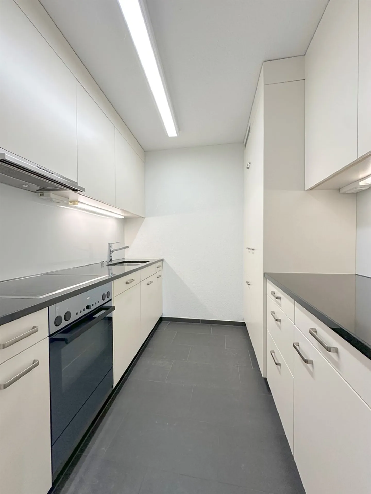 Apartment for rent - Photo 8 of 10