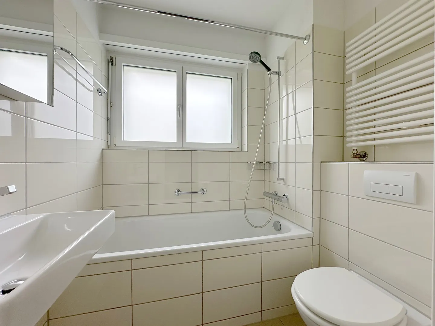 Apartment for rent - Photo 9 of 10