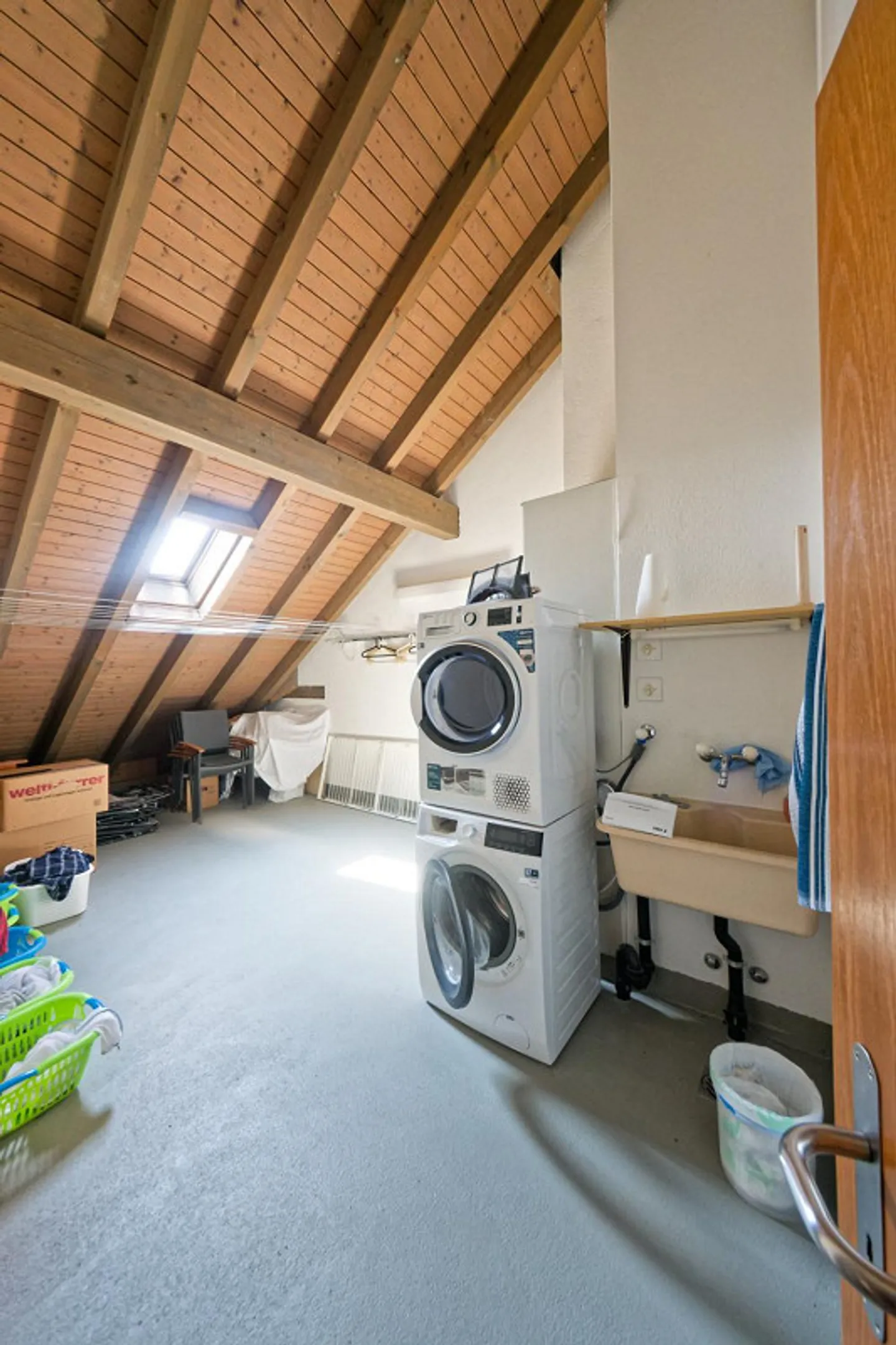 6.5 Room Maisonette with Large Terrace and 2 Parking Spaces (Underground Garage) - Photo 16 of 26