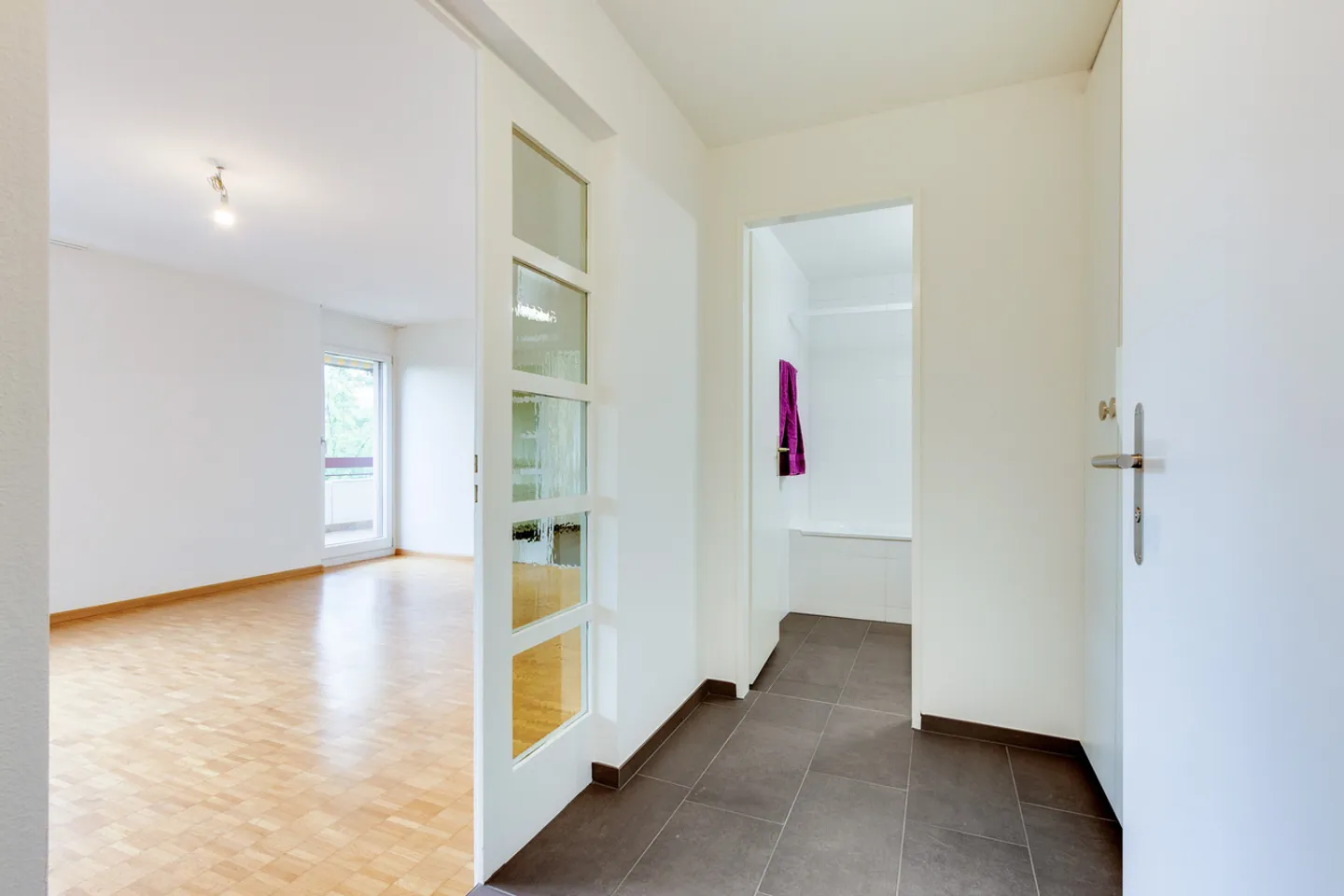 Helles Apartment mit Grünblick - Foto 2 von 9