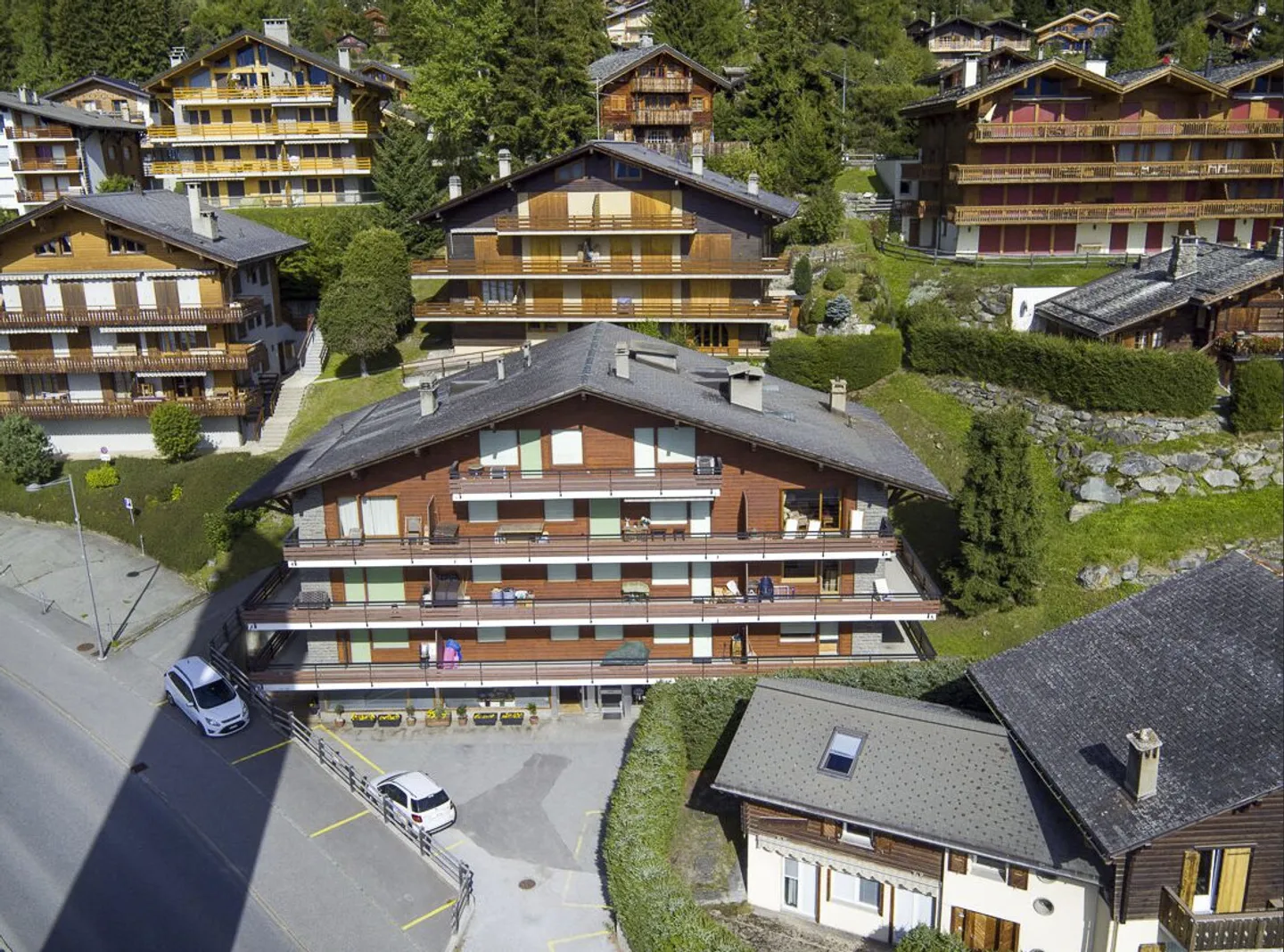 APPARTAMENTO CONFORTEVOLE NEL CENTRO DI VERBIER - Foto 1 di 24