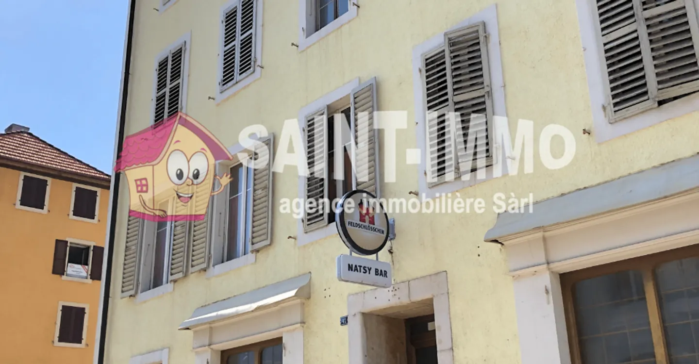 Edificio locativo misto con 6 appartamenti e bar/ristorante nel centro di Sa - Foto 9 di 9