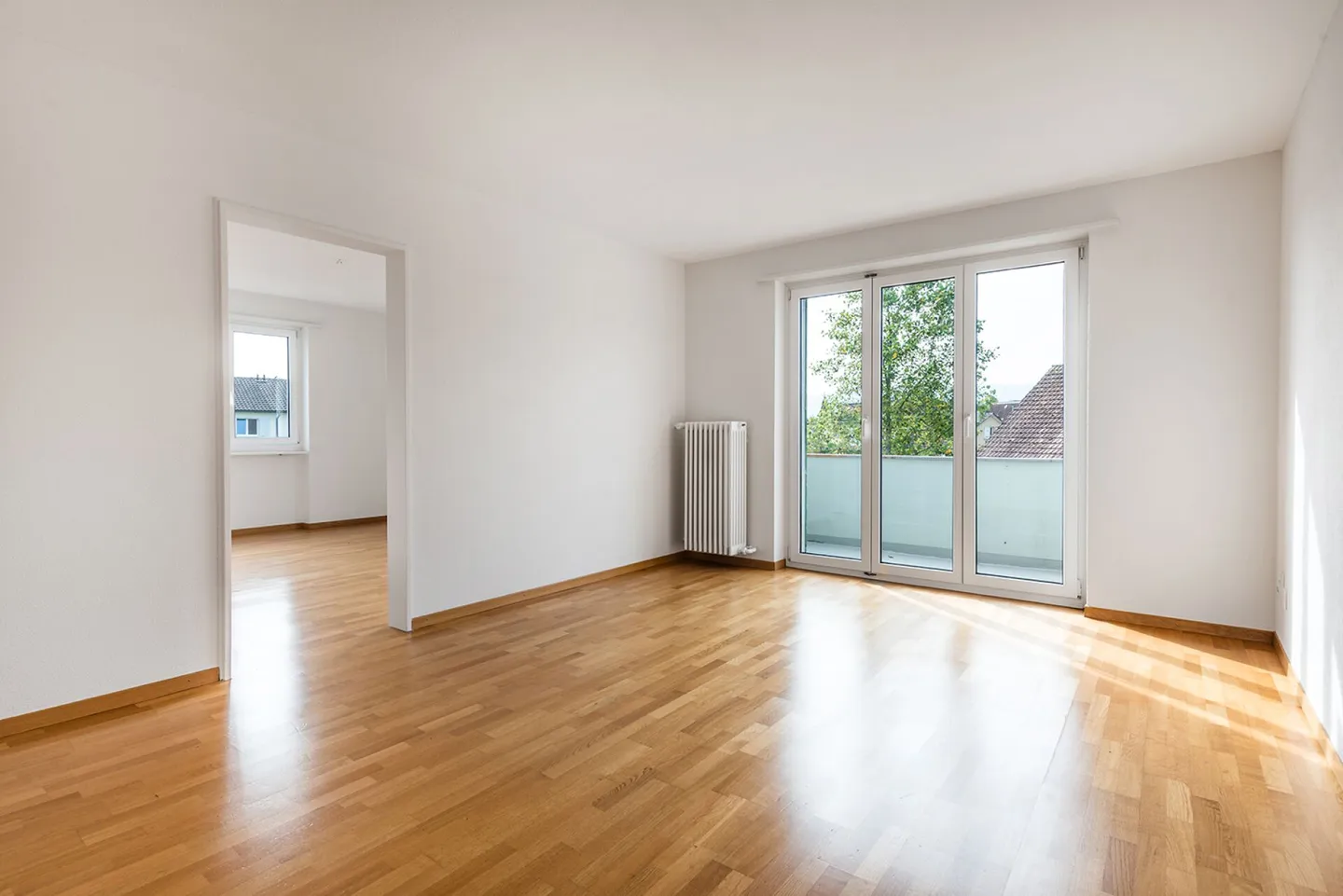 Schöne helle 3.5 Zimmer-Wohnung im 3. OG mit 2 Balkonen - Foto 2 von 10