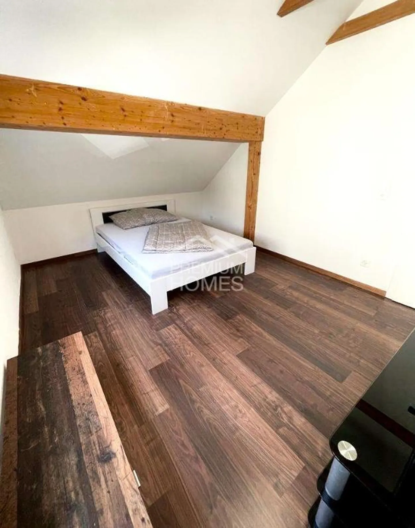 MAISON MULTI-GÉNÉRATIONNELLE AVEC CŒUR ET COMPRÉHENSION - Photo 7 sur 9