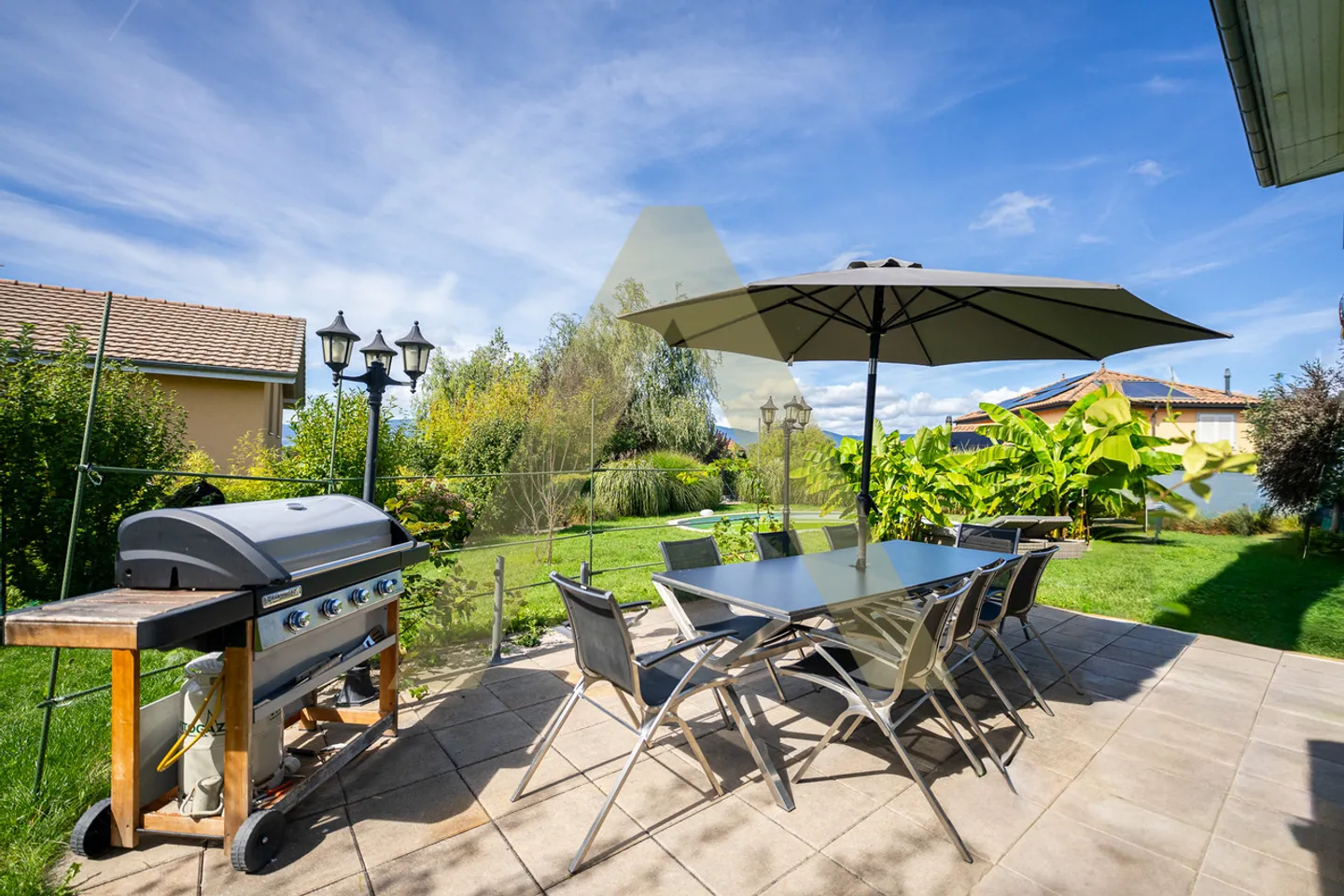 Lovely detached house near the lake - Photo 8 of 12