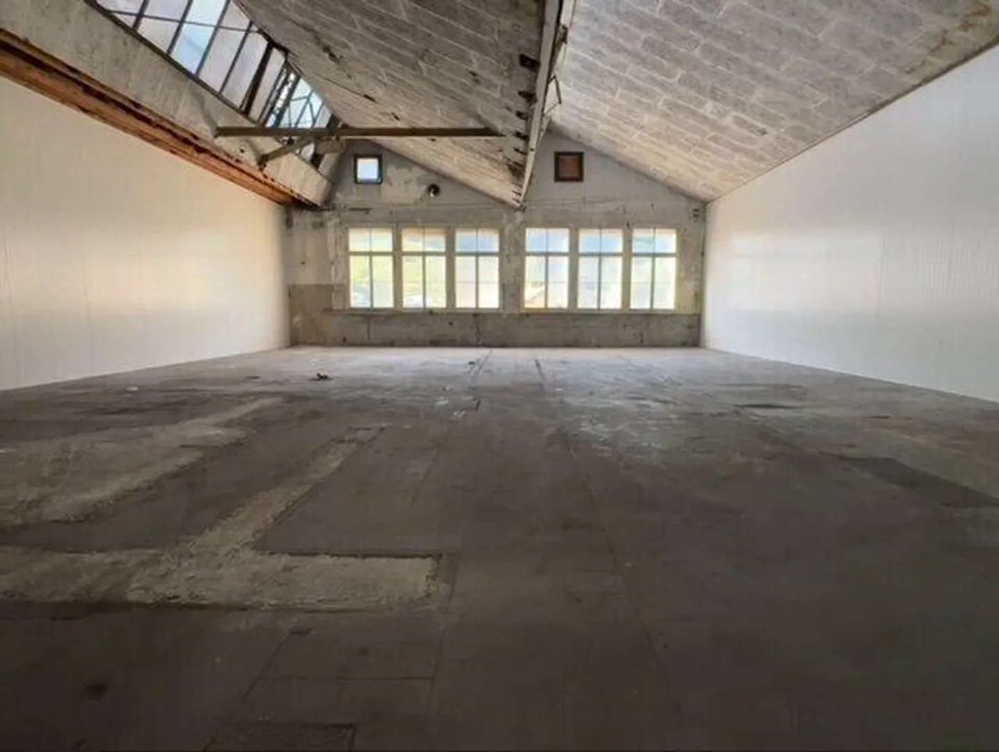 Industrielles Objekt mit hohem Ertrag - Foto 9 von 9