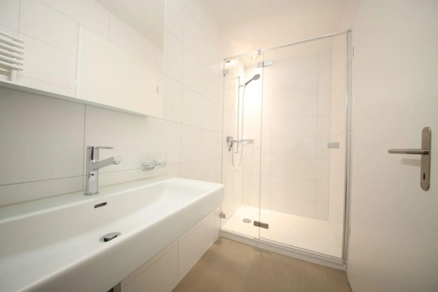 Spacious 3.5 Room Apartment - Photo 10 of 12