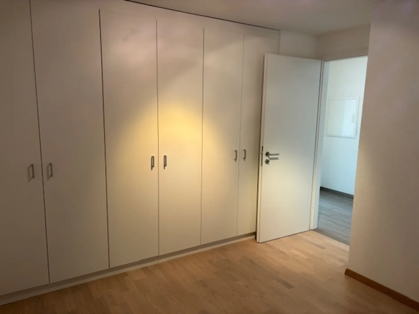 Appartement de Plain-Pied avec Jardin - Photo 7 sur 12