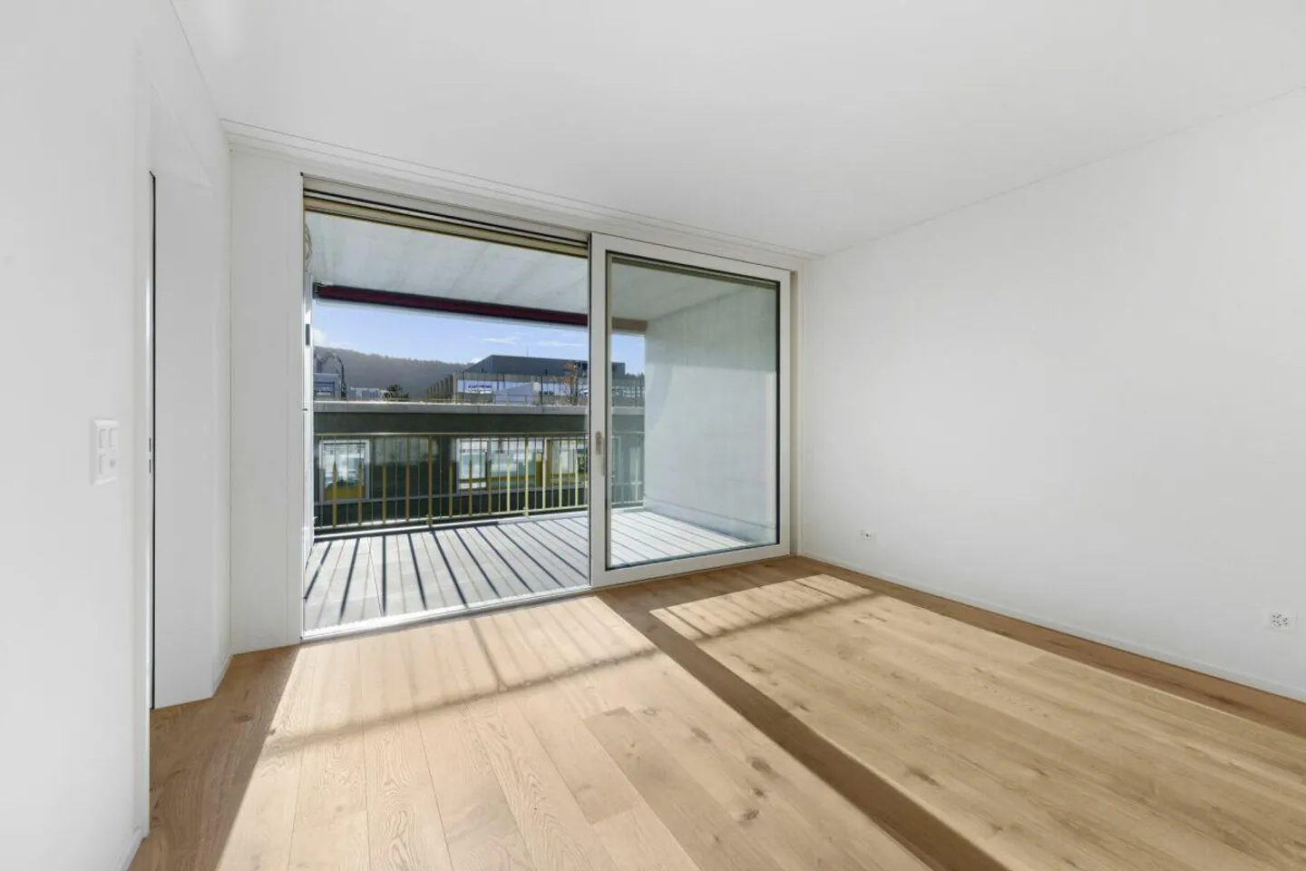 Urban Living with High Quality of Life in Zurich (District 9) - Photo 4 of 22