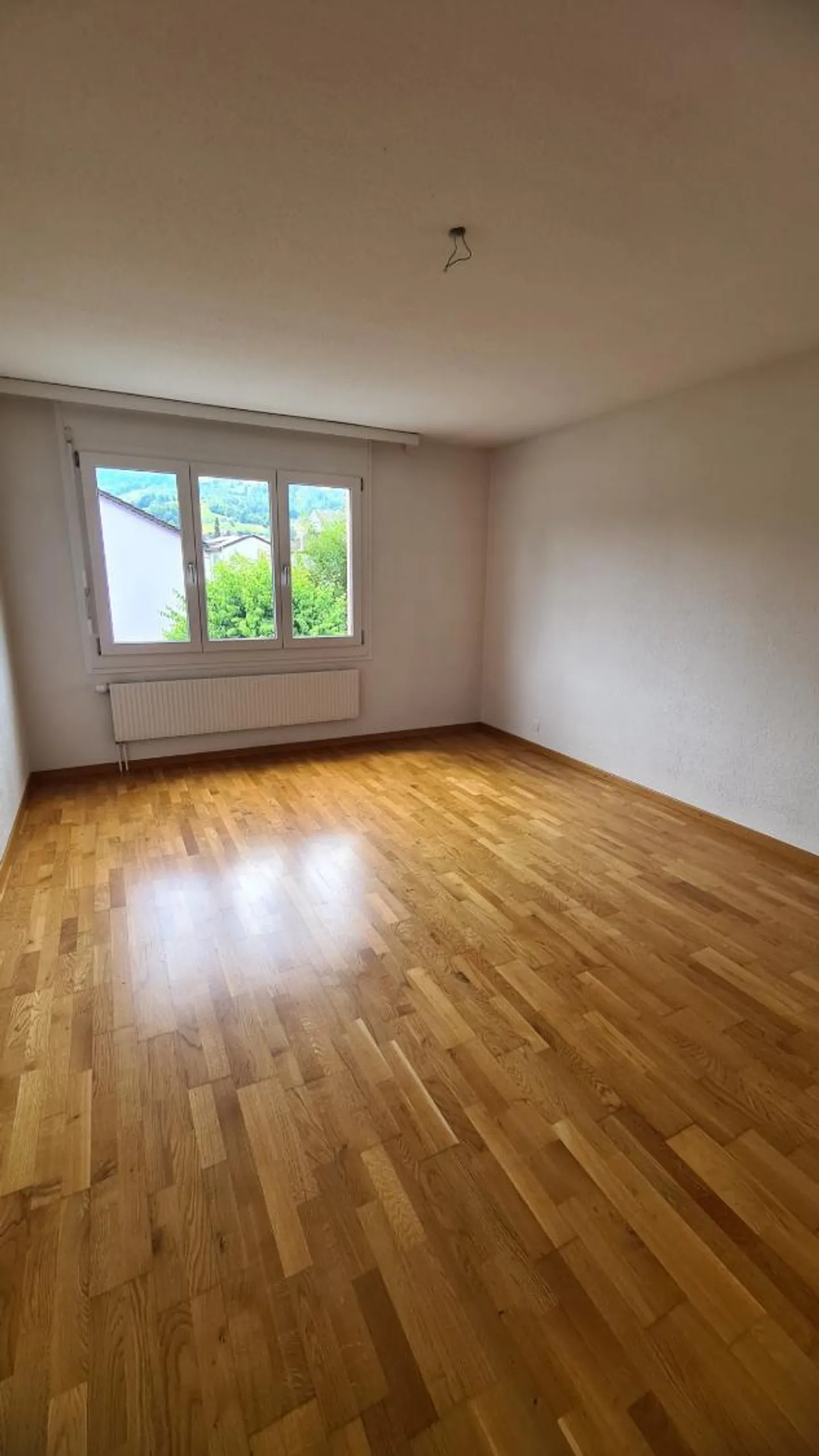 Appartement 2.5 pièces - Foto 4 von 6