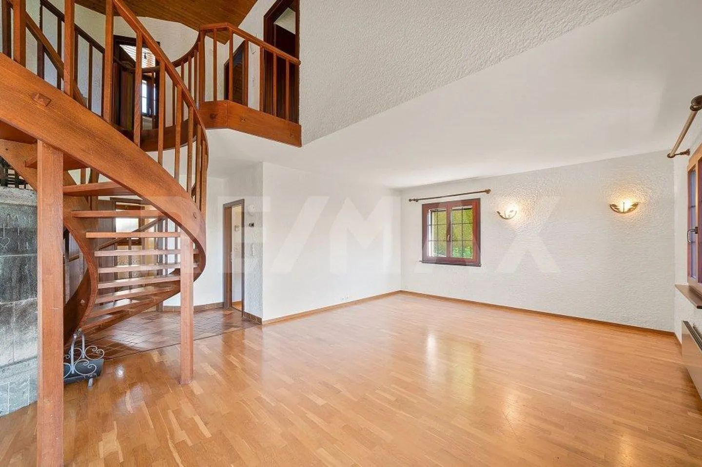 Single house for sale - Photo 4 of 13