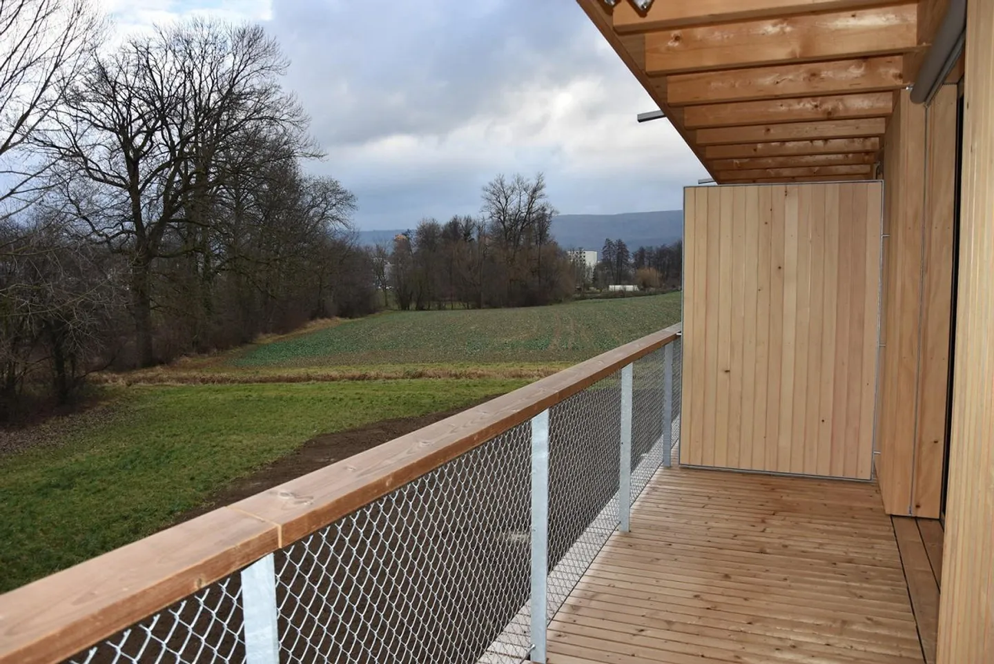 Vivere nel campo soleggiato: Dai una nuova dimensione al tuo stile di vita! - Foto 9 di 11