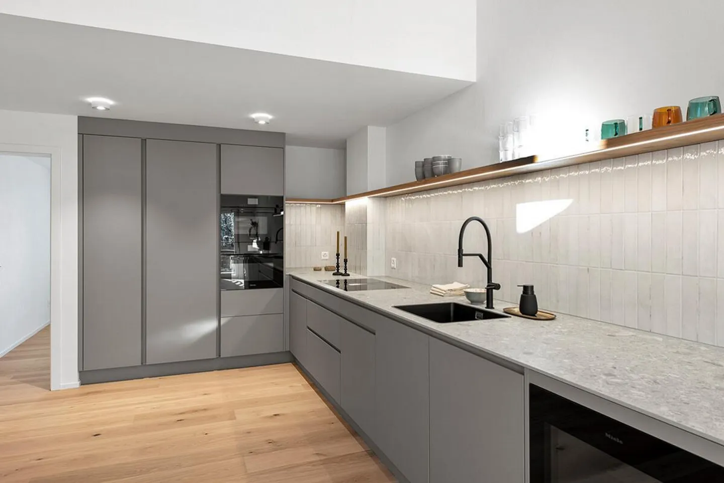 Laax-Murschetg: stilvolle Dachmaisonette mit Pistenzugang und Balkon - Foto 2 von 6