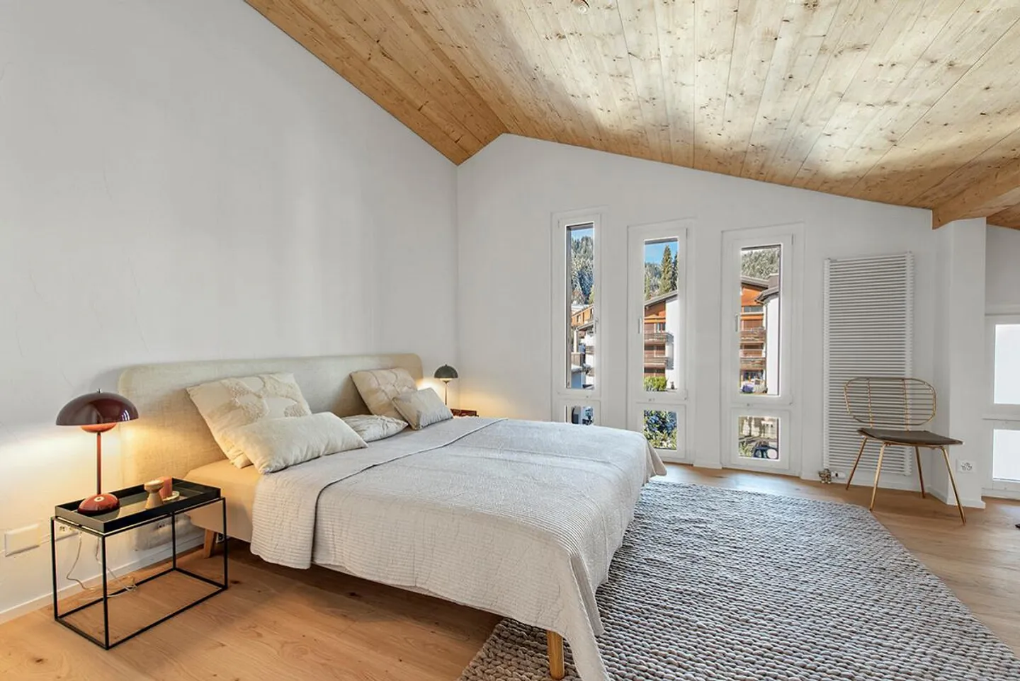 Laax-Murschetg: stilvolle Dachmaisonette mit Pistenzugang und Balkon - Foto 3 von 6