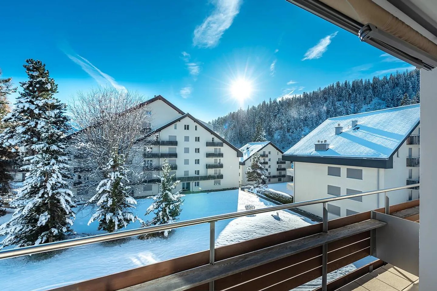 Laax-Murschetg: stilvolle Dachmaisonette mit Pistenzugang und Balkon - Foto 5 von 6