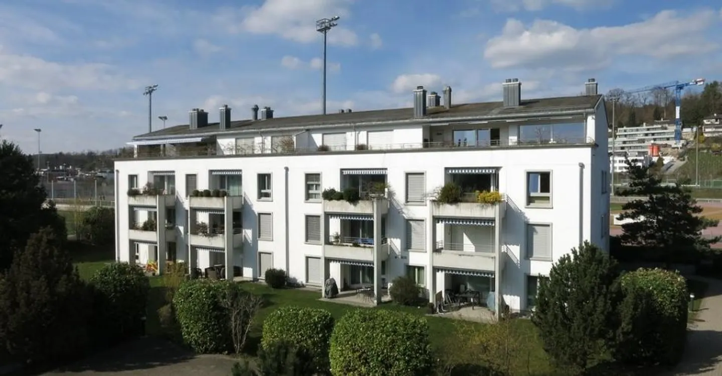Elegante Familienwohnung an erhöhter Lage... - Photo 1 of 8